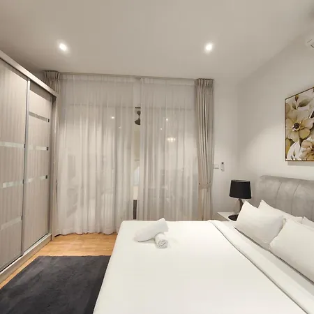 Quill Residence Suites Klcc By Moonlight Kuala Lumpur Luaran gambar